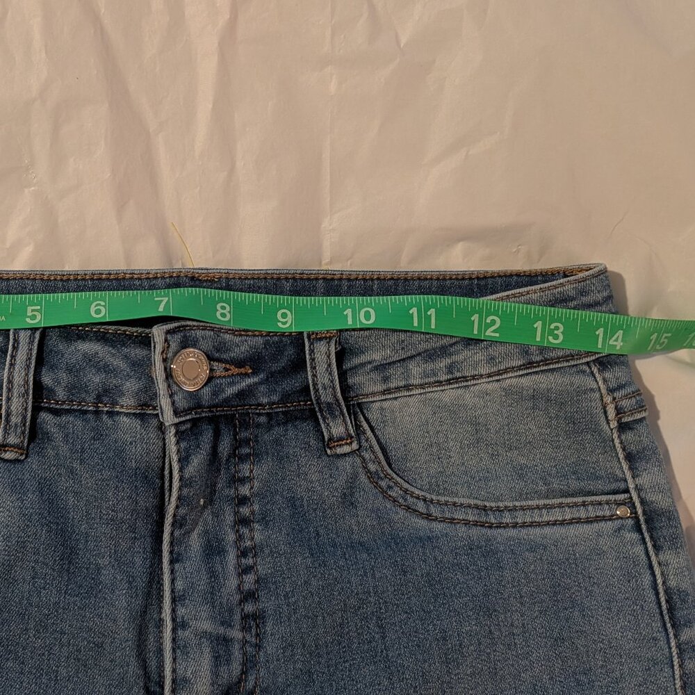 Joseph Ribkoff Embllished Jeans, Womens' Size 6 - Picture 4 of 13